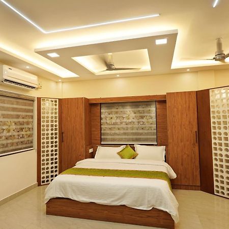 Krishnakripa Premium Residency Hotel Kochi Buitenkant foto