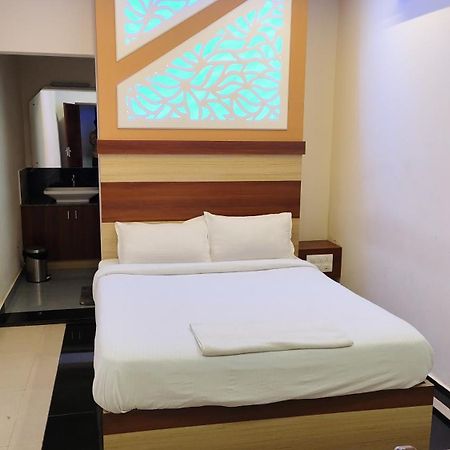 Krishnakripa Premium Residency Hotel Kochi Buitenkant foto