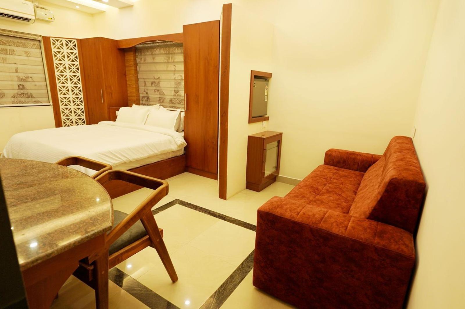 Krishnakripa Premium Residency Hotel Kochi Buitenkant foto